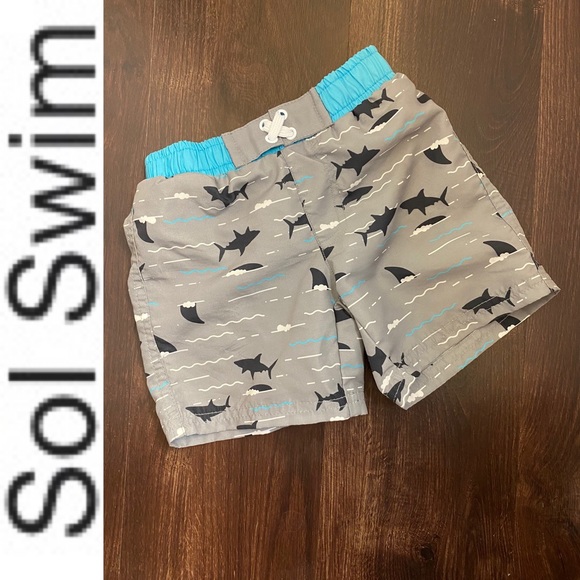 ππ¦ Shark Swim Trunks - Picture 5 of 8